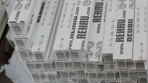 Захисна плівка на ПВХ-профілі Захисна плівка на ПВХ-профілі