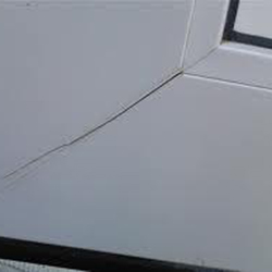 Приклад тріщини на зварному шві